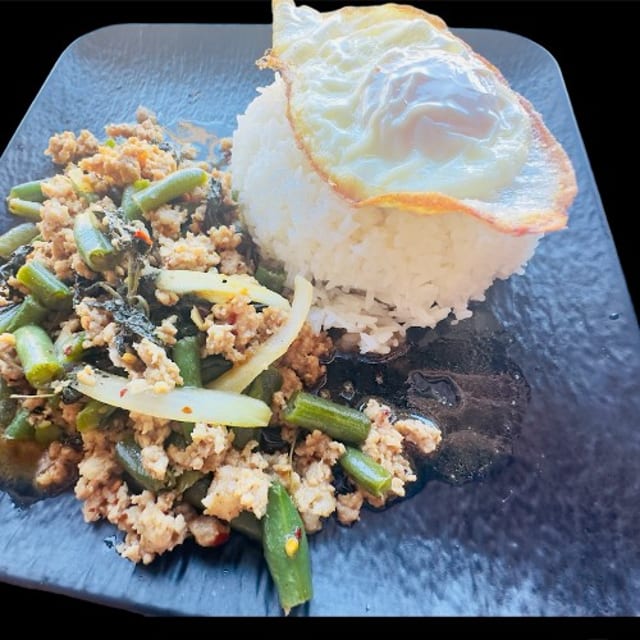 Pad Kra Paw.