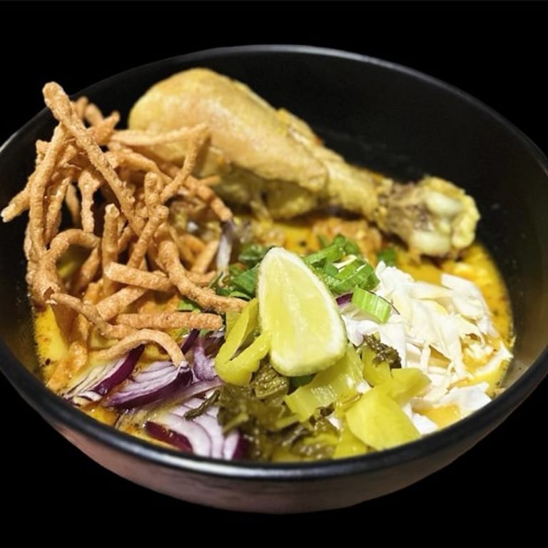 Delicious Khao Soi Experience